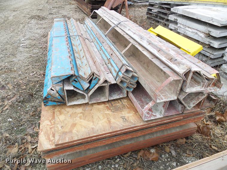 image for item DF7091 Simpson concrete forms